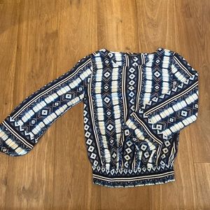 Blue, white and Black patterned blouse never worn with no tags